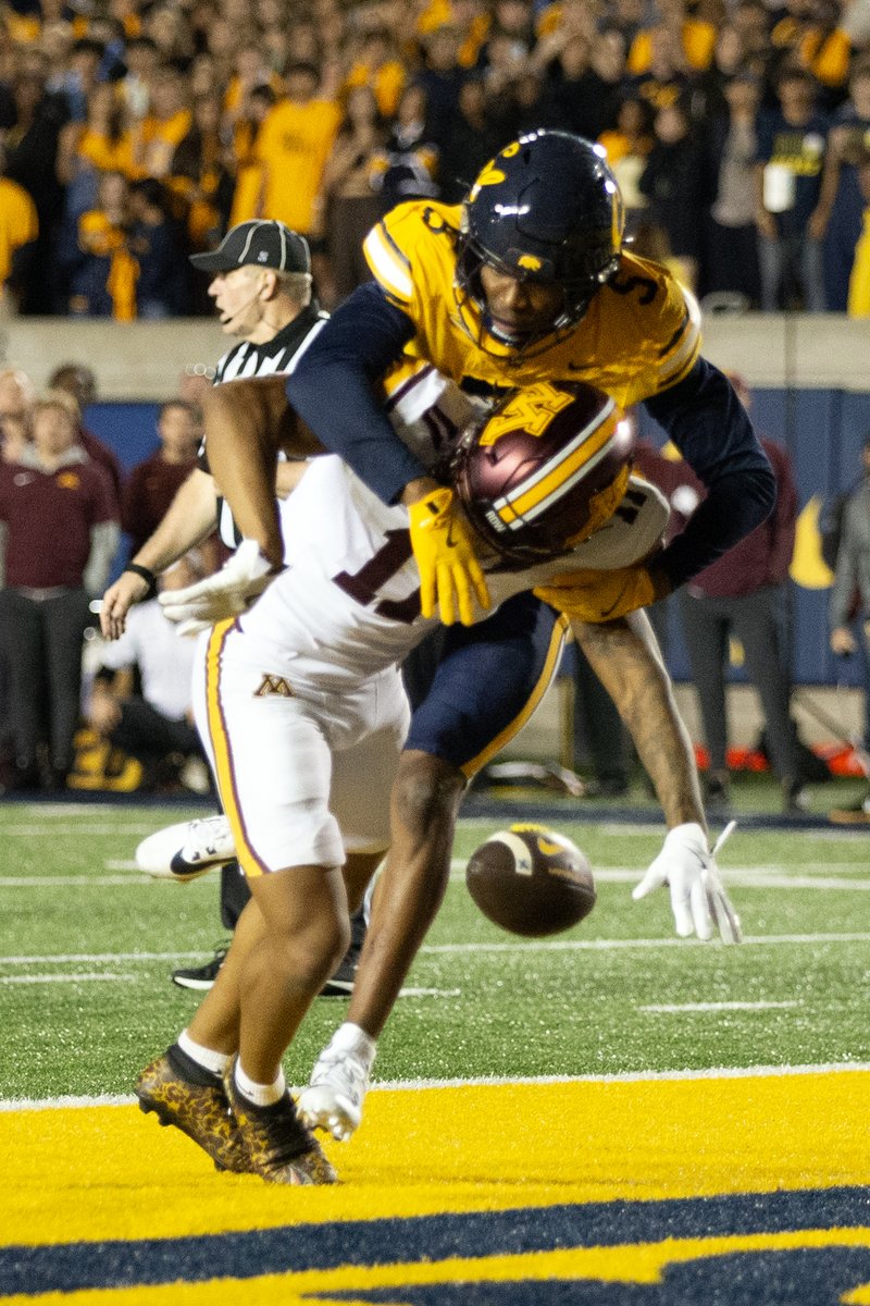 🐻⬇️ <a href="/CalFootball/">Cal Football</a> CB Hezekiah Masses leads the nation in forced incompletions (7) among CBs

1) Hezekiah Masses, Cal - 7
2) Mansoor Delane, LSU - 6
2) Colton Hood, Tennessee - 6
2) Demetres Samuel Jr., Syracuse - 6