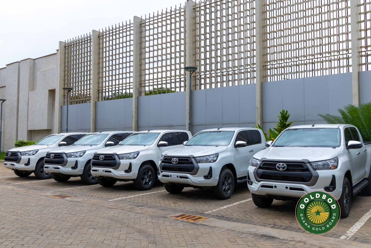 Just In: 

Goldbod CEO, <a href="/SammyGyamfi_/">Sammy Gyamfi</a>, has redeemed his promise at the just-ended Mining and Minerals Convention to give GHs5 million and 5 vehicles to NAIMOS to fight galamsey. The gesture has been received by the Lands Minister, <a href="/ArmahKofiBuah/">Emmanuel Armah-Kofi Buah</a>. #AbanPapaAba