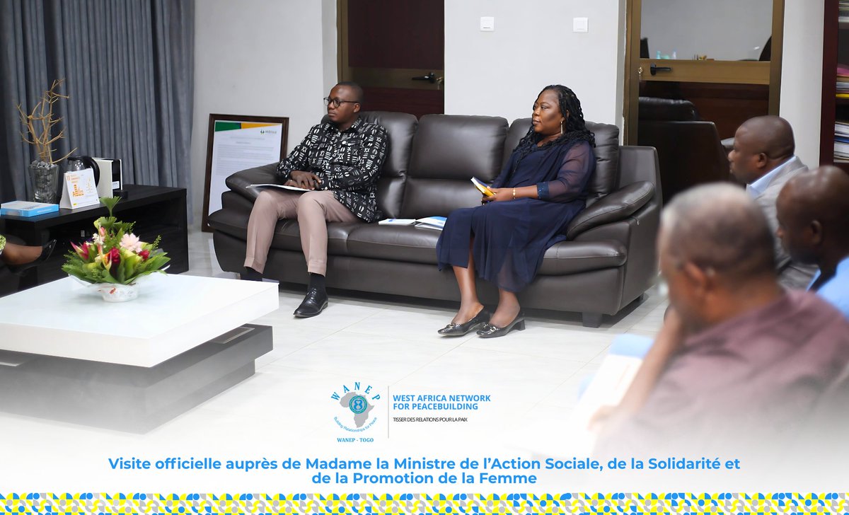 @WANEP_Togo a été reçu par la Ministre de l’Action Sociale, Prof. Kossiwa ZINSOU-KLASSOU.
Au menu des échanges : partenariat autour de l'agenda #Femmes #Paix et #Sécurité au #Togo.
🤝 Un pas de plus vers une société inclusive &amp; solidaire.
#Partenariat <a href="/DaMaguy20/">Prof. Kossiwa ZINSOU-KLASSOU</a> <a href="/actionsocialetg/">Ministère de l'action sociale (MASSPF)</a>