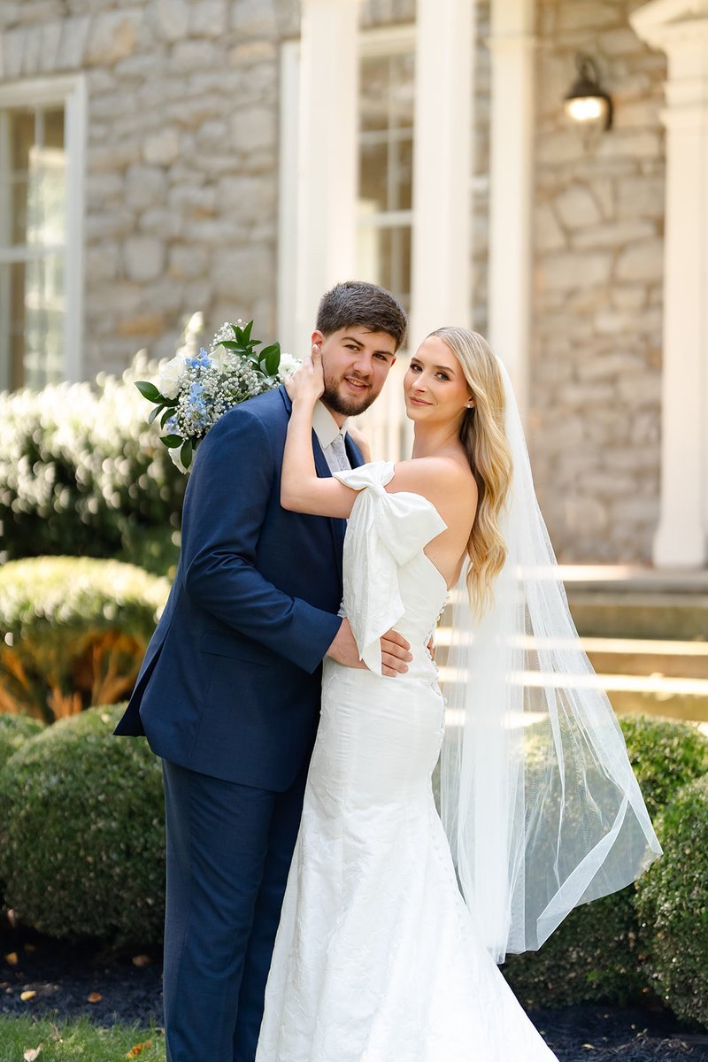 alterations_exp's tweet photo. ✨NEW BRIDE ALERT! ✨

S/o to Chloe, one of our beautiful brides, who visited our Bridal Hub in Warrendale for her wedding dress alterations! 

Our bridal seamstress, Lynn, not only altered her bridal gown, but also redesigned her mother's wedding dress for her rehearsal dinner! https://t.co/sH0Zbbu2eA