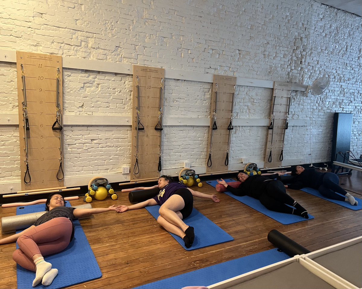 SeattlePilates's tweet image. Friends who do Pilates together stay together! Grab a few pals and move together with us.💪🏼 #springboard #pilatesspringboard #springboardexercise #bipochealth #bipocpilates #bipocseattle #pilatesstretch #foamrollerexercise