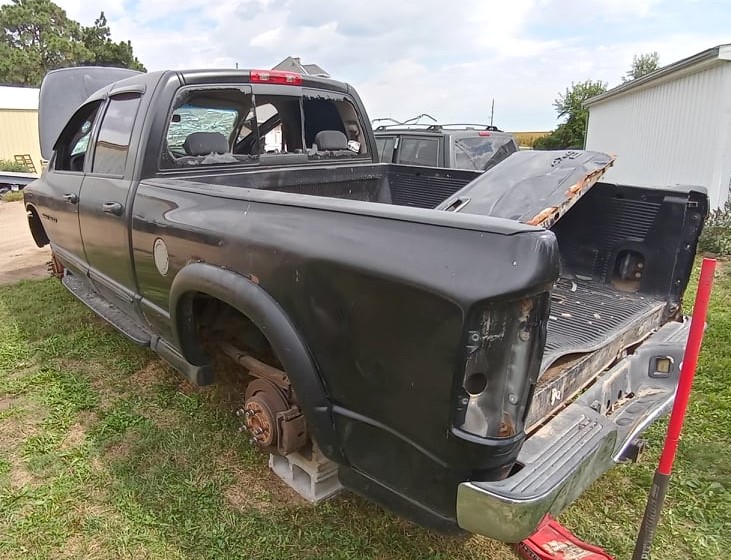 FlatwaterCustom's tweet photo. Well, since the automotive forums are nearly dead, let's do a build thread here on X

I need a replacement shop truck and long-distance tow pig

My neighbor scraps a lot of vehicles and this sad looking half ton ram showed up on his lot one day https://t.co/S92rK51iD5