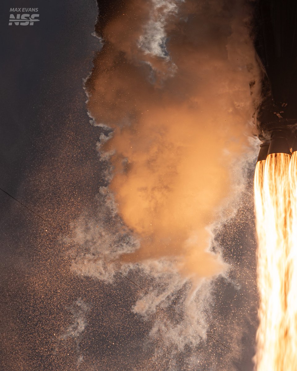 Max Evans (@_mgde_) on Twitter photo CURSES!
This is what might happen if you try to frame up a tight shot of Falcon 9's Merlin 1D's...when Falcon 9 isn't vertical yet 😂 you win some, you lose some!
One of a few remote frames from yesterday evening's NG-23 mission from SLC-40.
📸 - <a href="/NASASpaceflight/">NSF - NASASpaceflight.com</a> CURSES!
This is what might happen if you try to frame up a tight shot of Falcon 9's Merlin 1D's...when Falcon 9 isn't vertical yet 😂 you win some, you lose some!
One of a few remote frames from yesterday evening's NG-23 mission from SLC-40.
📸 - <a href="/NASASpaceflight/">NSF - NASASpaceflight.com</a>