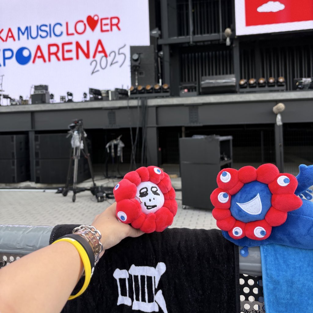 Sda_ice36's tweet photo. 9/14関西万博フェス → 9/15ロッキン

入退場トータル3時間の激混み万博からの早朝移動ロッキンは死にものぐるいでしたが、両現場とも大切なお友達と会えて楽しい充実した2日間でした🥹🫶 https://t.co/ak2S7qhyVR