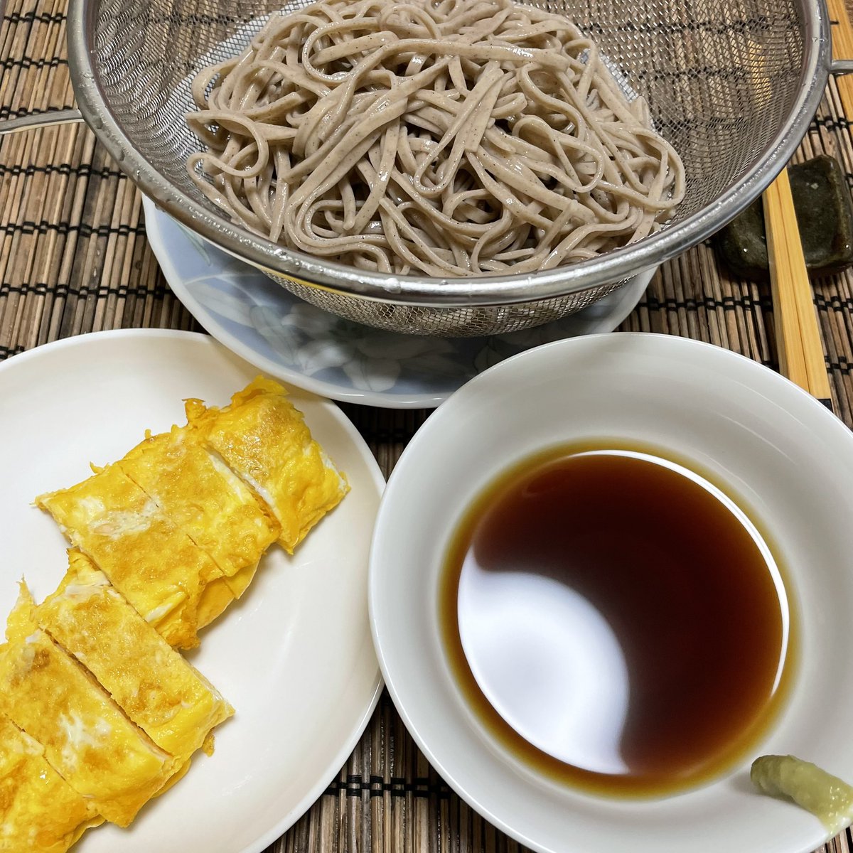 #3good 9/15 気温は下がったが蒸し暑い月曜日

🎗AMはだらだらと過ごす

🎗️早めのランチ、ざる蕎麦にたまご焼き焼いてみた

🎗️昼からバンドメンバー宅訪問、少しセッションしてからの南米料理で飲み会🍻　カサーシャを持参してカイピリーニャを振る舞った🥃