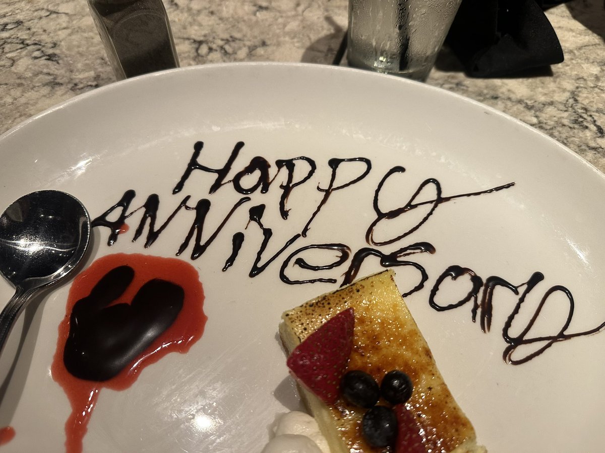 Why this hoe used this ugly ass handwriting ?! She like my man or something ?!