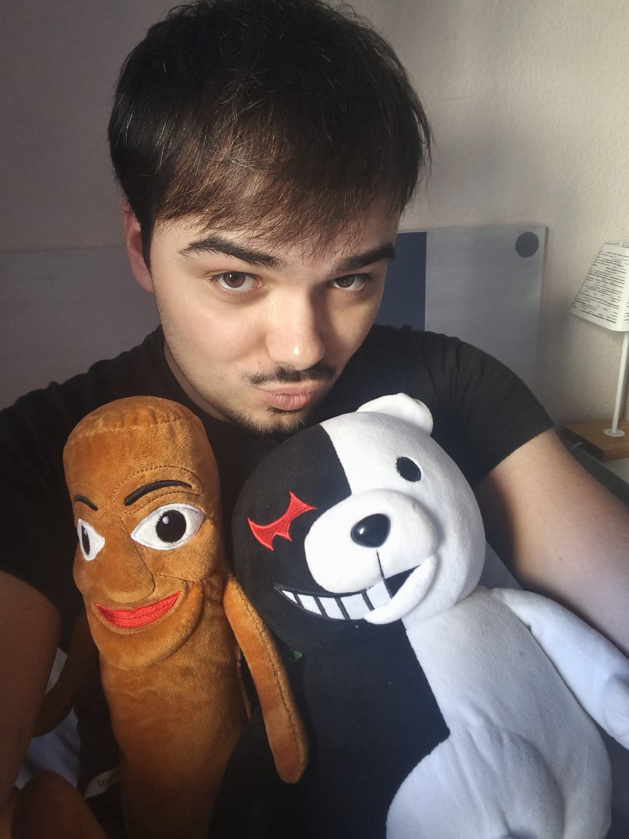 Boohis 🌙 tweet media