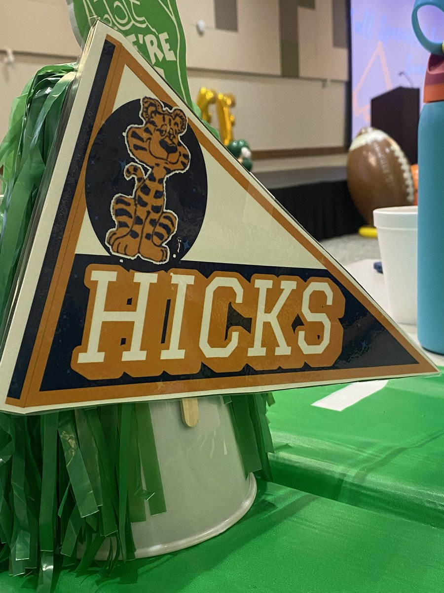 HicksTigers's tweet image. 🏈 ILT Specialists at the Fall Summit—huddled up, strategizing, and ready to lead our campuses to victory! 🏀💪 #AliefISD #TeamAlief #FallSummit #LeadershipInAction