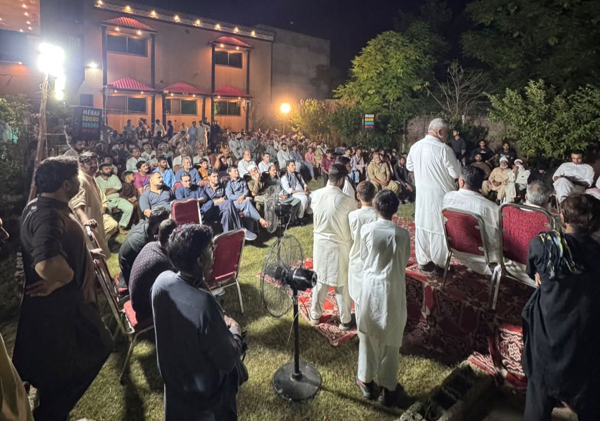 ElecIndiAlly's tweet photo. Wazirabad Sirf Sher Ka!

Despite delay in Elections, PMLN Candidate Bilal Tarar continues his campaign at Ghakka Mitar NA66 Wazirabad.
#NA66 #Wazirabad #PMLN #Bypoll https://t.co/lwcToxva64