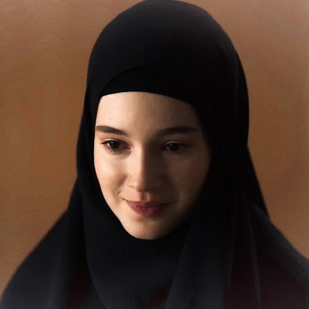 sadrı alışık ödül yolun daha başındayken alman kadar gurur verici bişey yok daha nice projelerde nice ödüler bekliyor seni senin yükselişini izlemeyi sabırsızlıkla bekliyorum 

ParlayanYıldız MinaDemirtaş