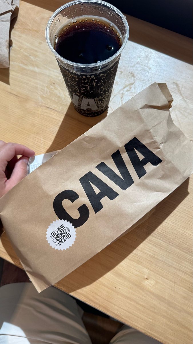 Pues con razón la acción de Cava va para abajo, ayer lo probé y no me gustó nada