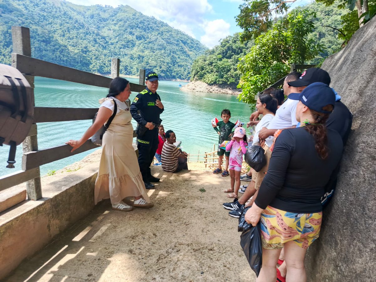 ¡El amor y la amistad se vivieron seguros en #Norcacia! ❤️👮‍♂️

✨ Durante el Día del Amor y la Amistad, realizamos jornadas de control, prevención y acompañamiento en atractivos turísticos, piscinas, hoteles y más.  

¡Disfrutamos juntos en armonía! 🌟