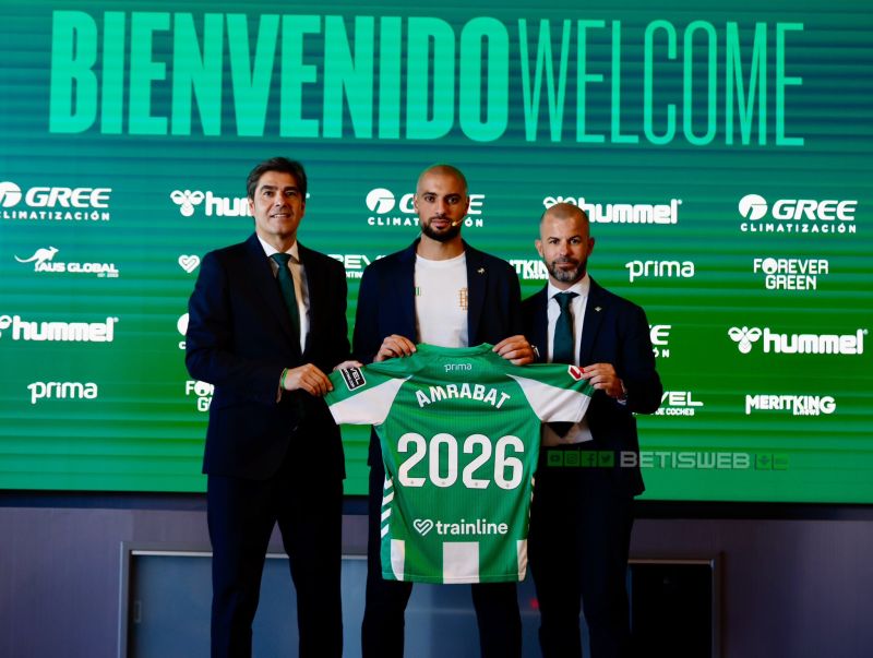 ✅ Amrabat : “Estoy muy feliz y abierto a todo, quizás sea por una temporada, pero en el fútbol nunca se sabe”.
✍️<a href="/ireneechc/">irenita</a>

🔗 betisweb.com/web/amrabat-es…
📊Incluye su ficha como verdiblanco

#Betis