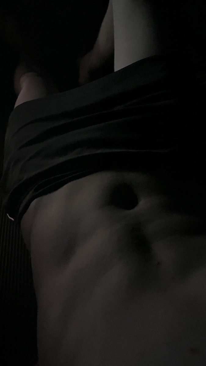 PuthPotter's tweet photo. แฮร่ๆ พุง #gay #gaybali #gayjakarta https://t.co/uGhM1dSAxl