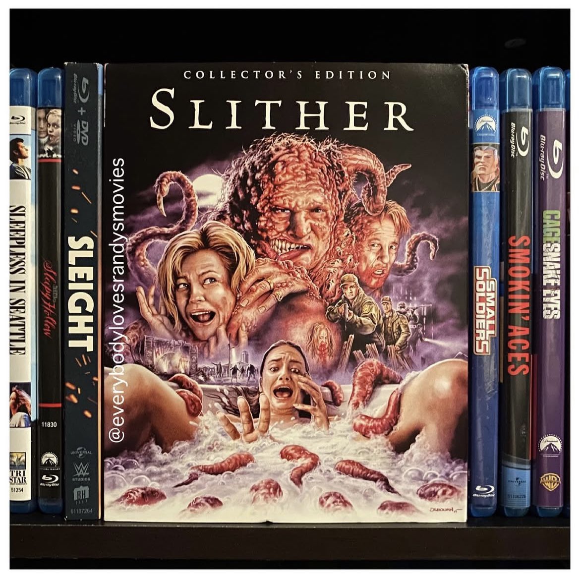 RandysMovies's tweet photo. Movie: #Slither (2006)
Starring: #ElizabethBanks #NathanFillion #MichaelRooker #TaniaSaulnier #GreggHenry #DavidThompson #BrendaJames #JennaFischer
Directed By: #JamesGunn
#BluRay
#MovieNerd
#MovieCollector
#BluRayCollection
#MovieCollection
#MovieBuff
#PhysicalMedia
#FilmTwitter 🪱