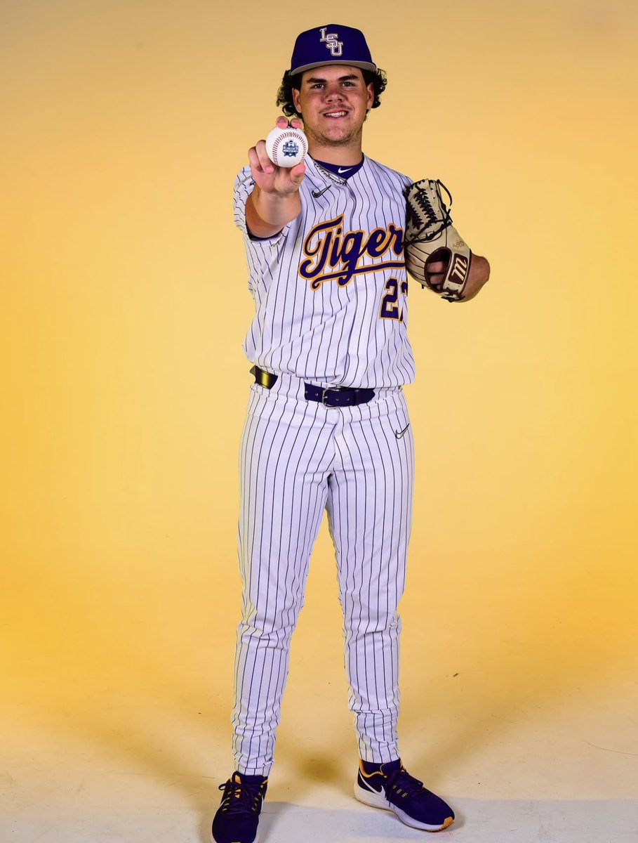 glenwest21's tweet image. News is flooding in on multiple sports..

2027 RHP Sean Parrow has committed to LSU baseball. Jay Johnson and Nate Yeskie loading up on pitching here recently.

Fastball that touches 93 mph and a slider in the low to mid 80s.

#LSU
