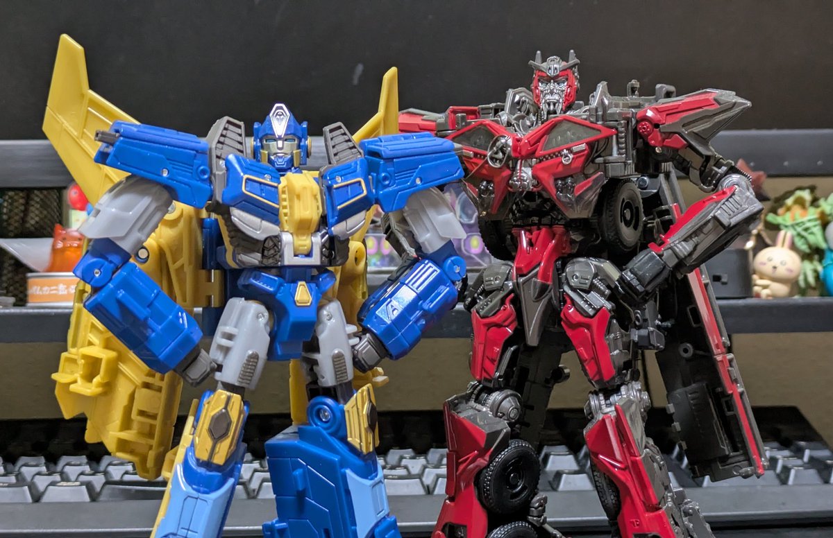 「「お年寄りは敬うものだぞ諸君！」」
#トランスフォーマー
#敬老の日