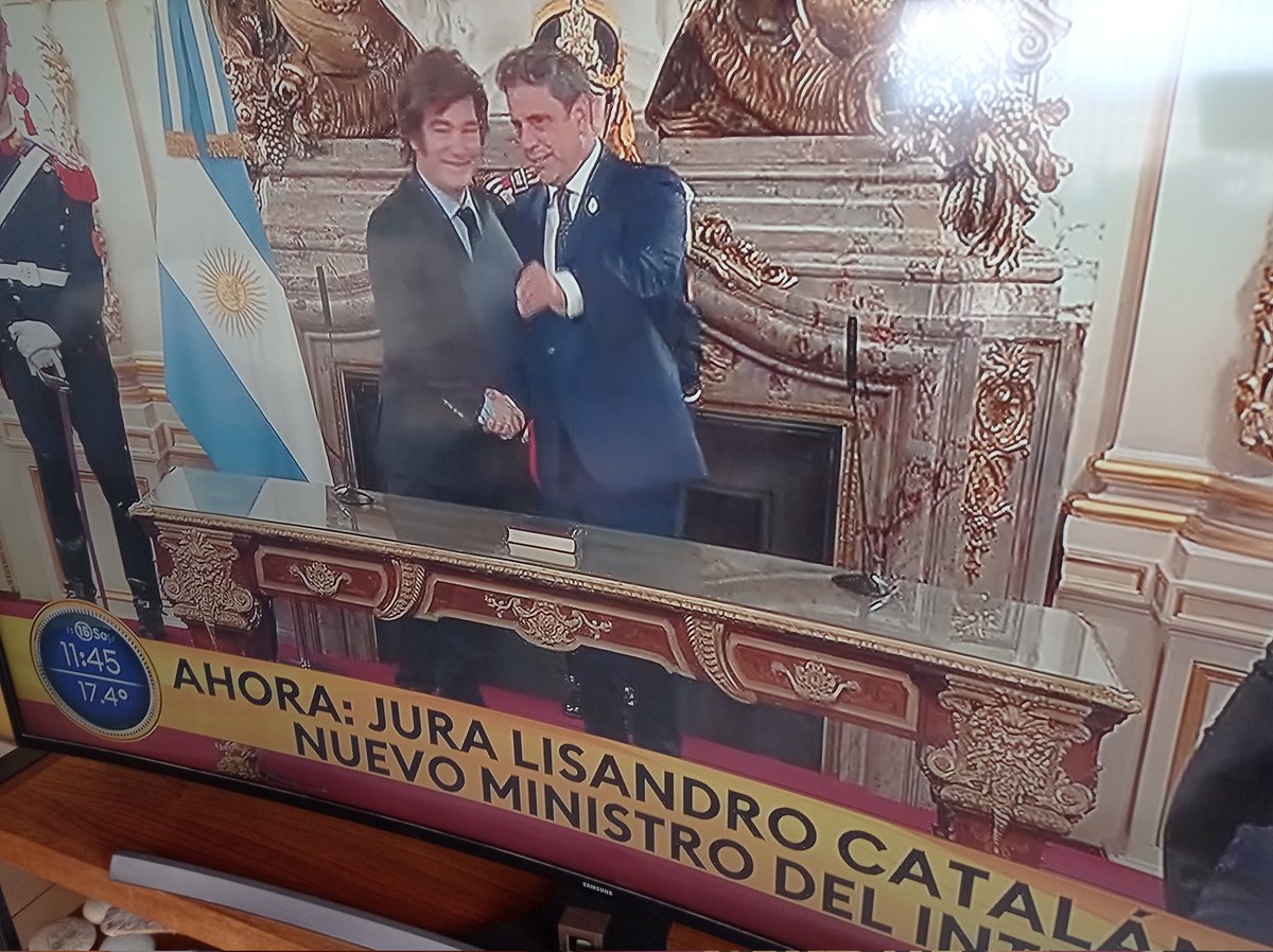 Volvió el Ministerio del Interior...
Siguen kirchneristas, ahora Lisandro Catalán...

...nada nuevo en Liberperoniak!!!

Pero te dicen NUNCA MÁS KIRCHNERISMO y que la culpa la tenés vos x AMARILLO NEFASTO