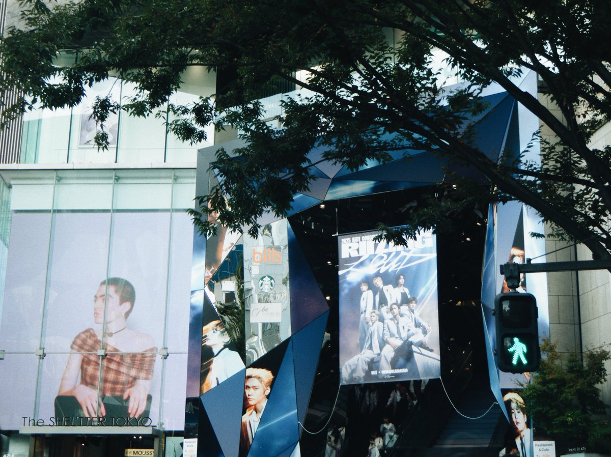 • (@teamw0nbin) on Twitter photo 