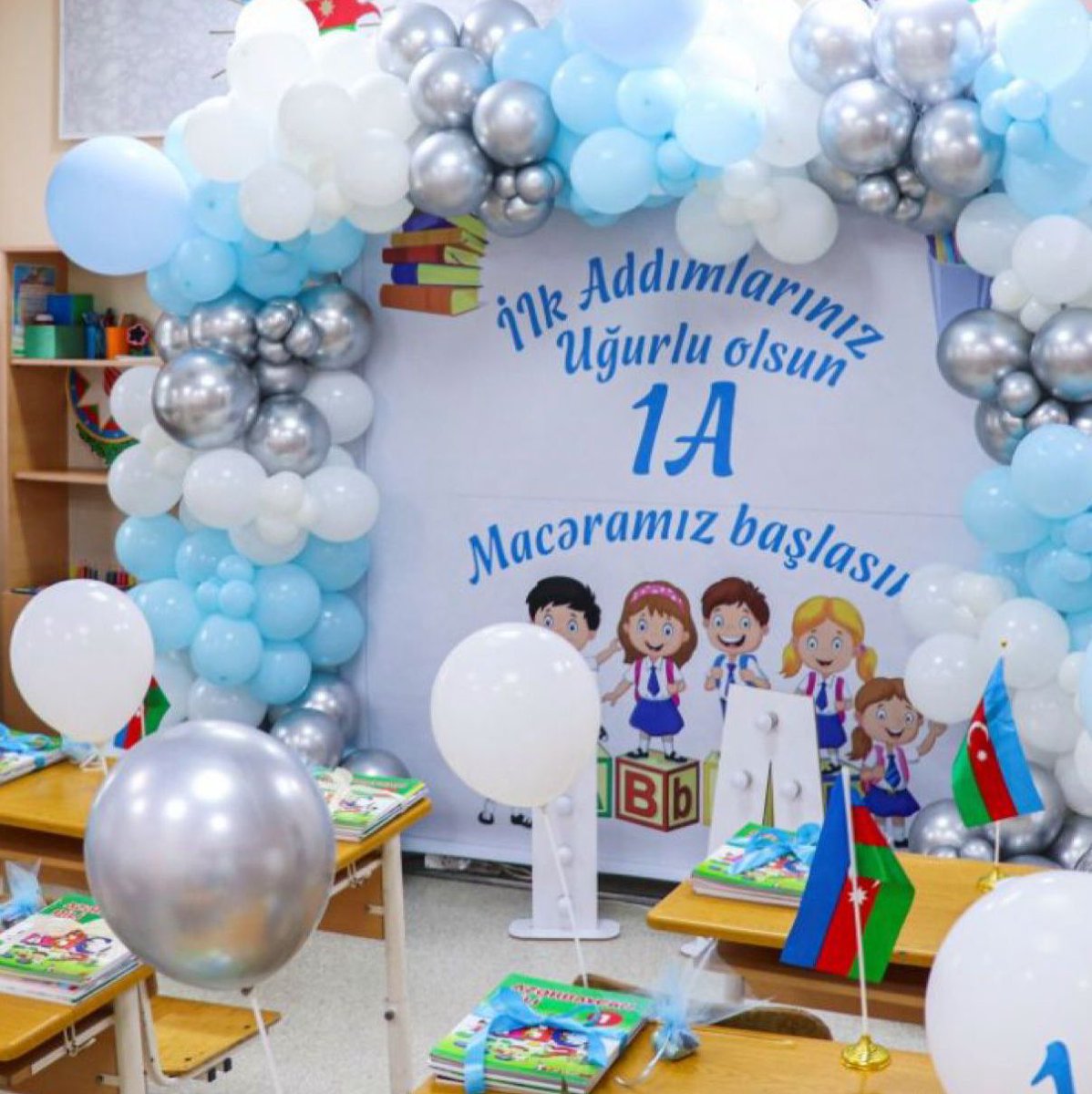 AzDelUnesco's tweet image. September 15 is #KnowledgeDay in #Azerbaijan! As the 🔔First Bell rings, it reminds us that education is the path to opportunity, progress and a brighter future. Best wishes to all students, teachers and lifelong learners for a year filled with inspiration, achievement and…