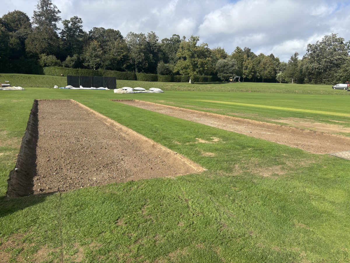 James Askew tweet media