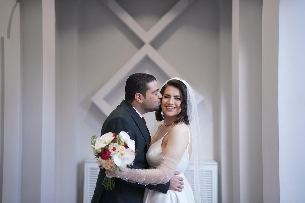 دسته گلی که تک تک جزئیاتش برای من ساخته شده بود😭💘
<a href="/navakflowers/">الهامم؛ صدام میکنن مامان ناوَک</a>