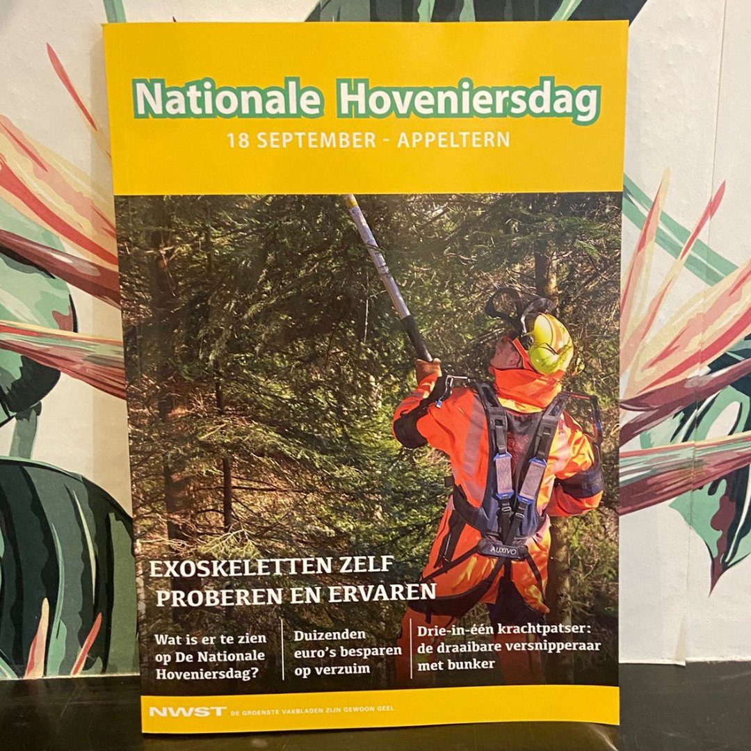 🌿 Het is zover: de zesde editie — bomvol inspiratie én het complete programma van de Nationale Hoveniersdag op donderdag 18 september! 

Veel leesplezier en we hopen je vooral donderdag 18 september te zien in Appeltern tijdens onze Nationale Hoveniersdag!