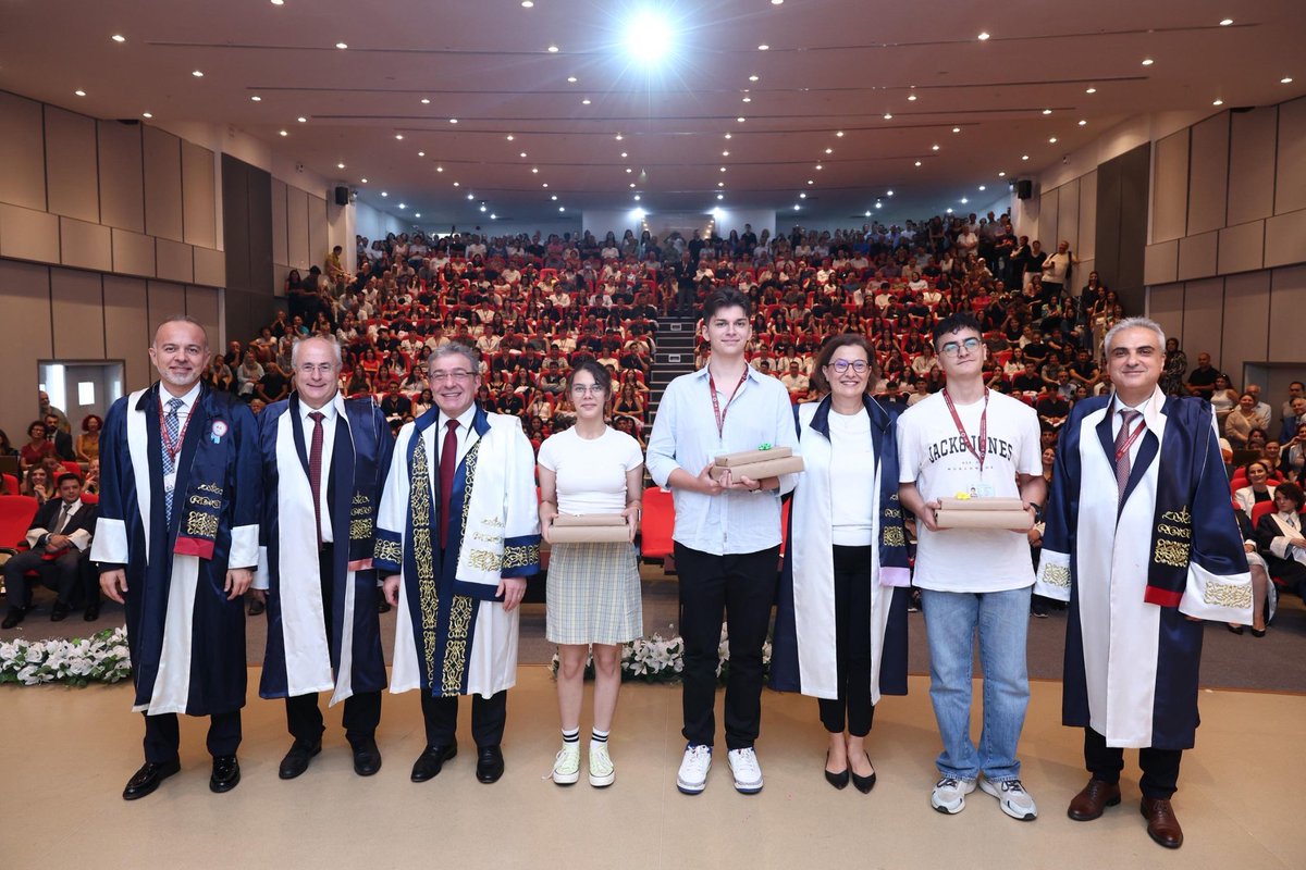 Dokuz Eylül Üniversitesi tweet media