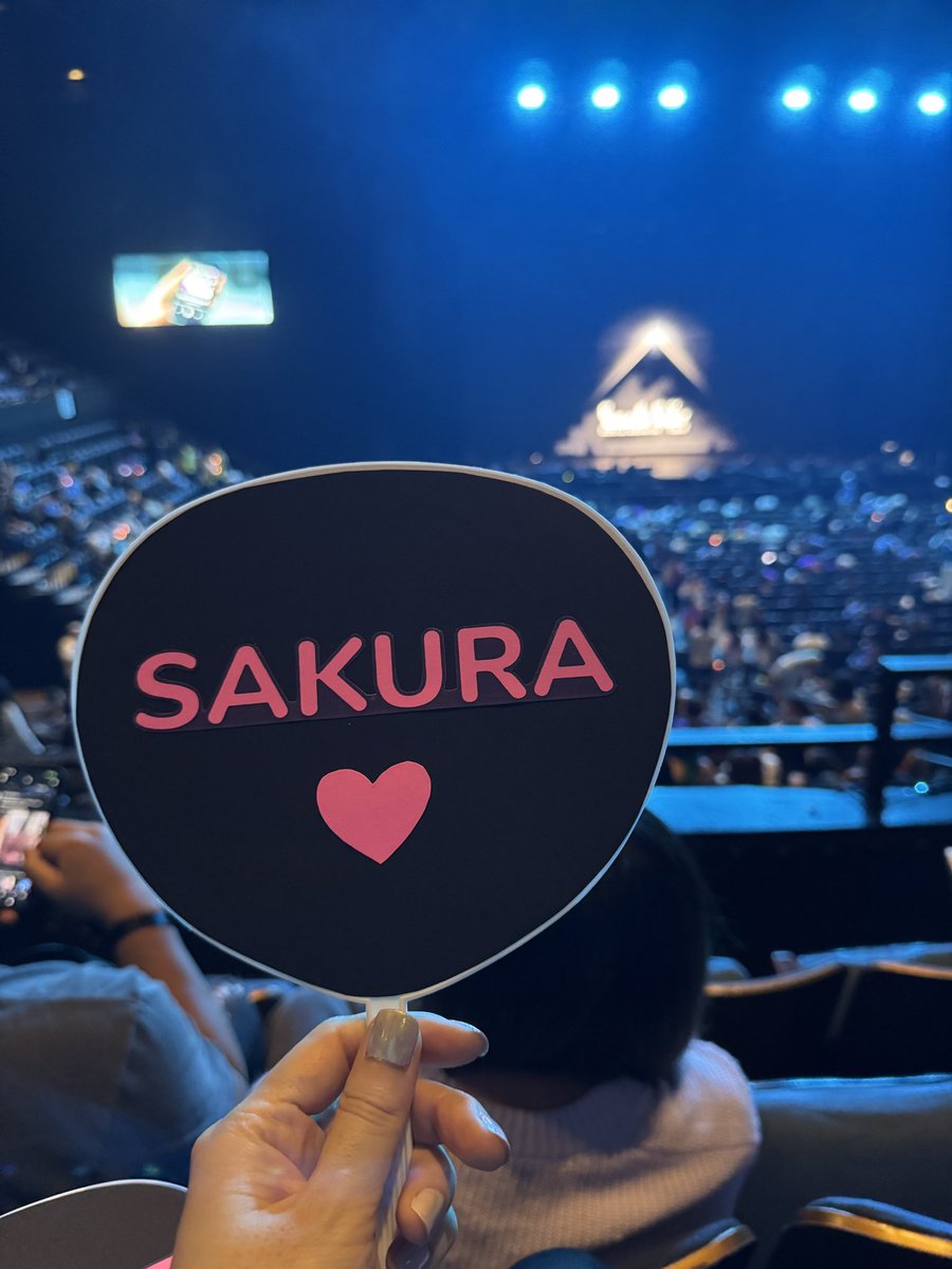 Matchalatte0141's tweet photo. Thank you for coming to the san francisco @le_sserafim !!  I had so much fun!  Best concert ever 😭

#LE_SSERAFIM #SAKURA 
#EASY_CRAZY_HOT
#EASY_CRAZY_HOT_IN_US 
#EASY_CRAZY_HOT_IN_SF https://t.co/Vy5lNYSpVt