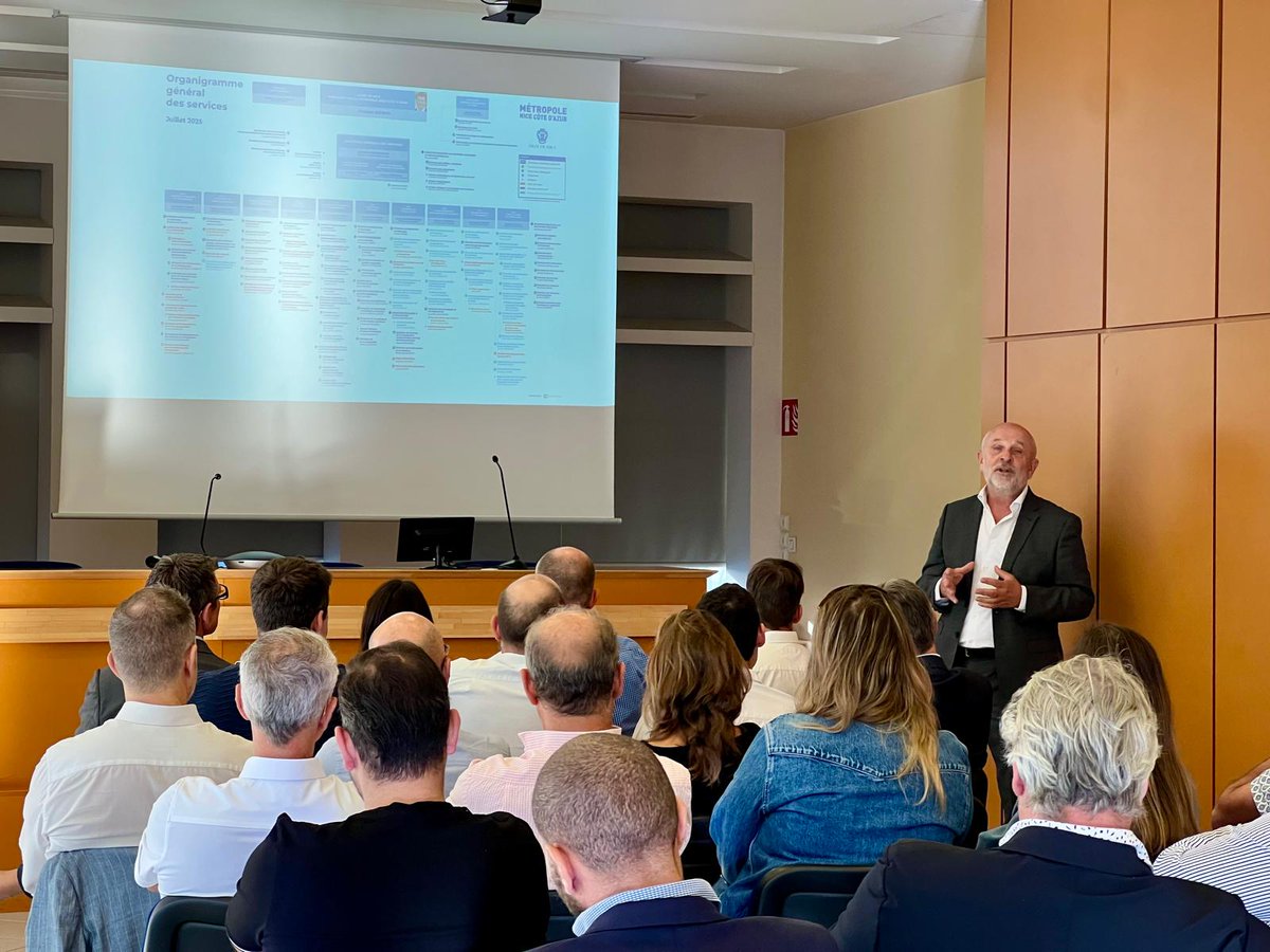 FBTP06's tweet image. 🤝 [ REUNION ] Section Professionnelle Travaux Publics et Routiers
 
Ce matin, la @MetropoleNCA a présenté un tour d’horizon des Projets d’Investissements Travaux Publics et Routiers aux entreprises adhérentes.
 
Un grand merci aux intervenants présents !