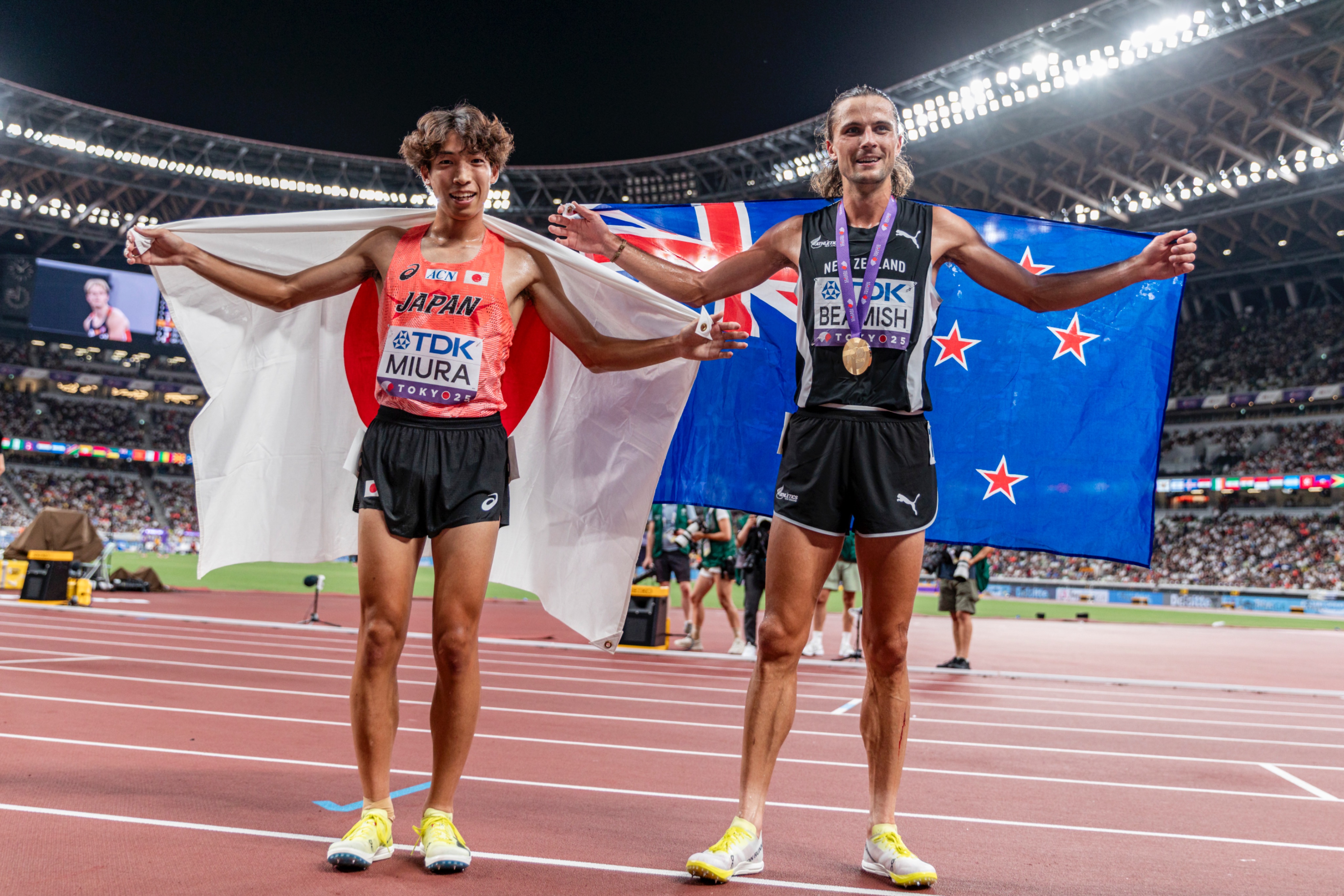 男闘呼組　2,050,000秒の軌跡 男闘呼組 -2,050,000秒の軌跡 (1990) - YouTube