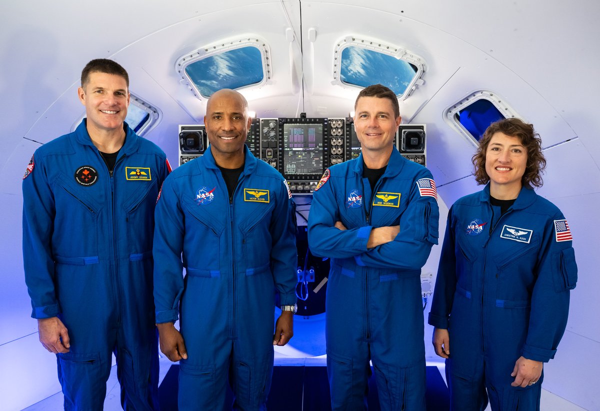 We're going to check out the far side of the Moon!🌙🚀

Along the way, the <a href="/NASAArtemis/">NASA Artemis</a> II crew will help us learn more about how deep space missions influence astronauts' health by exploring its effects on the human body, mind, behavior, &amp; cells. Learn more: