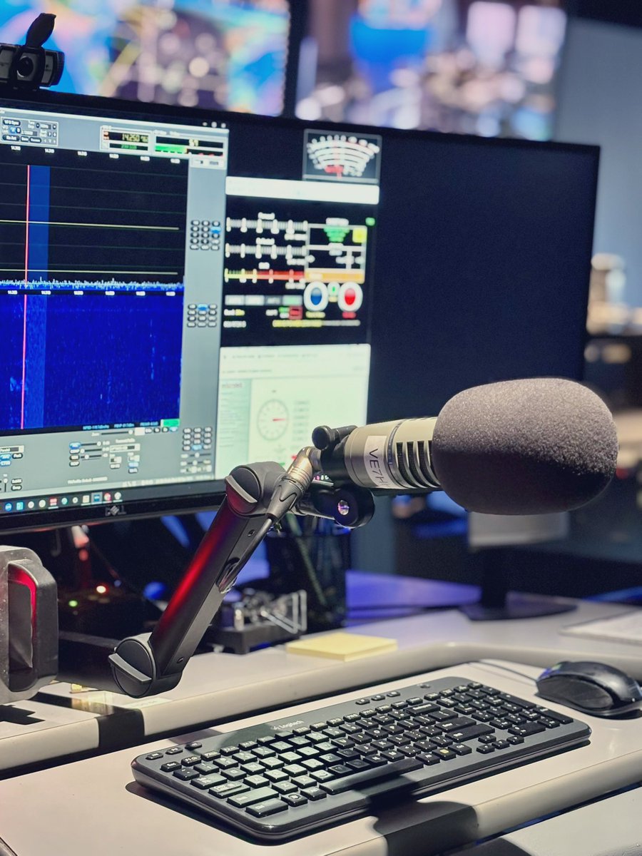 Join the Coquitlam Amateur Radio Club Monday night Net at 19:30 PT, open to all amateur radio operators. We start on VE7MFS repeater (145.310 MHz, -600 kHz, tone 127.3 Hz) followed by FM simplex 146.430 MHz, then SSB (USB) on 144.220 MHz. Test your WINLINK too!!