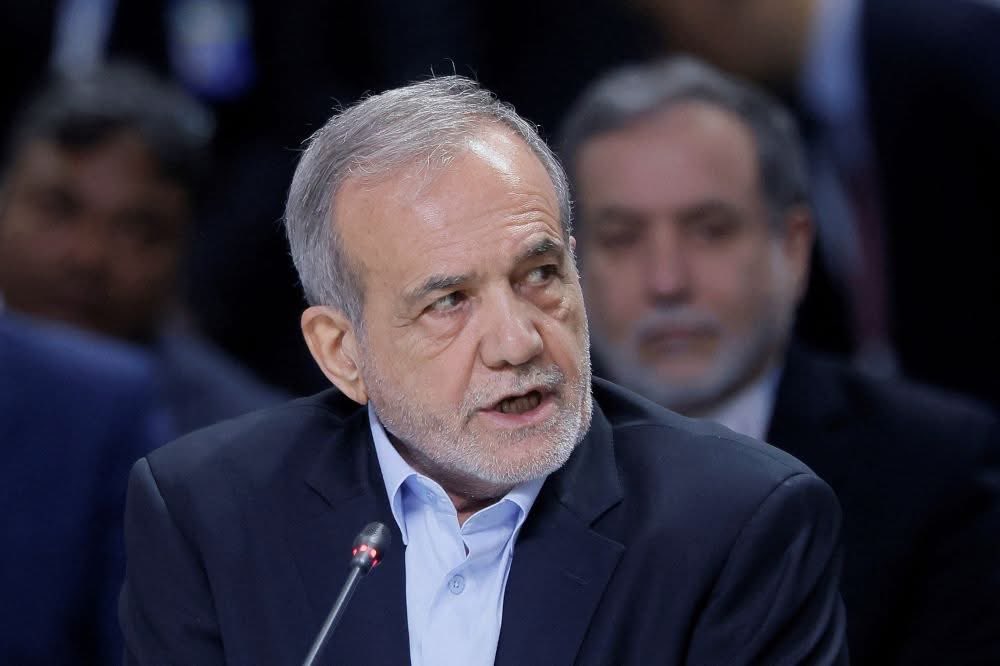 Iran's President: We owe the people of #Palestine clarity in words and decisive action. Words alone will not end genocide. The aggressor must be isolated. None of these measures will succeed without unity. The attack on #Qatar proved that no Arab or Muslim country is safe from