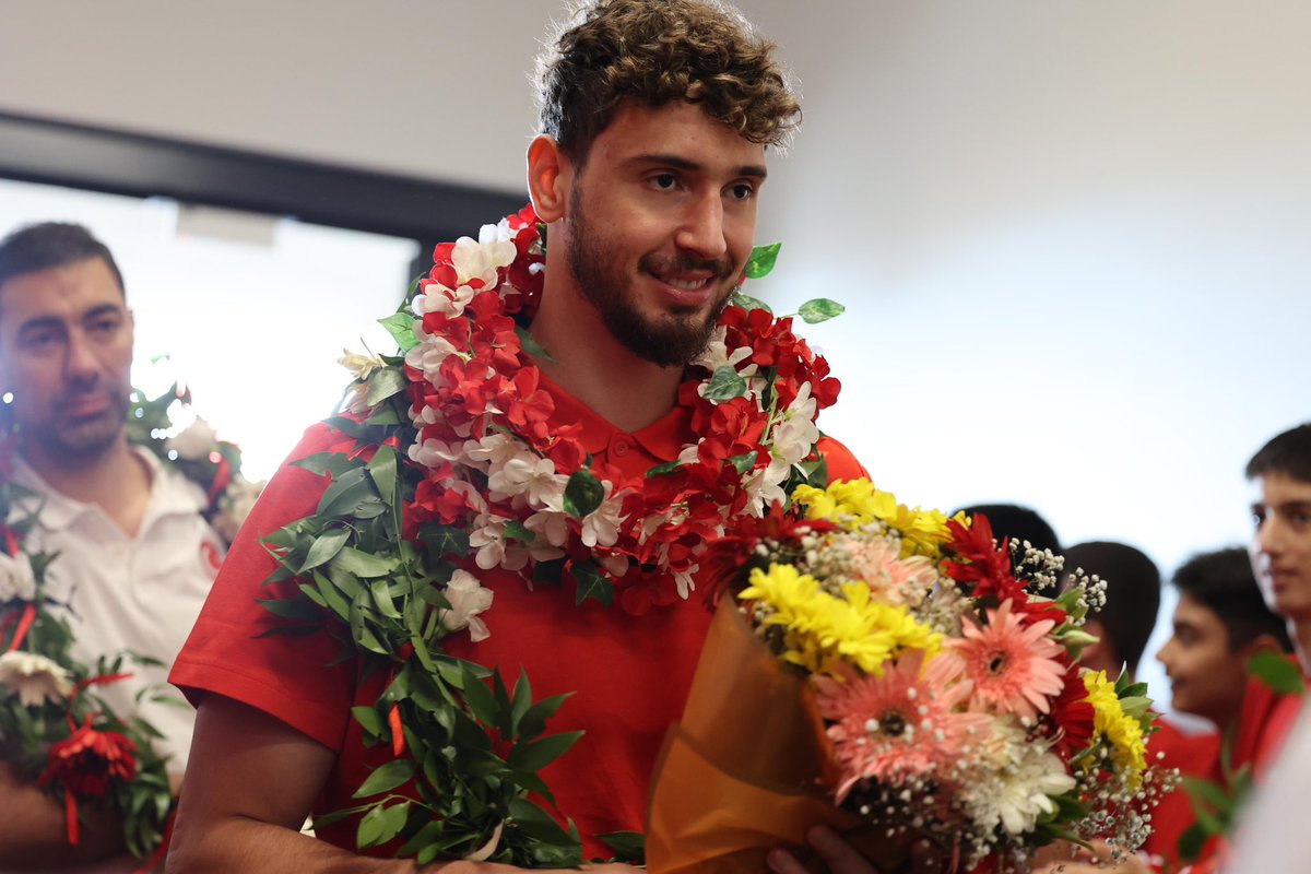 muhittinozby's tweet image. Bu millete tarifsiz duygular yaşattınız…

İyi ki varsınız, gurur kaynağımız #12DevAdam! ❤️🇹🇷