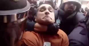 Ningú es va manifestar a Espanya contra la repressió a CAT i aixo que estem molt mes aprop , les pillava lejos
Es justificaran dient que no ens mataven nomes ens trencaven la crisma a cop de porra