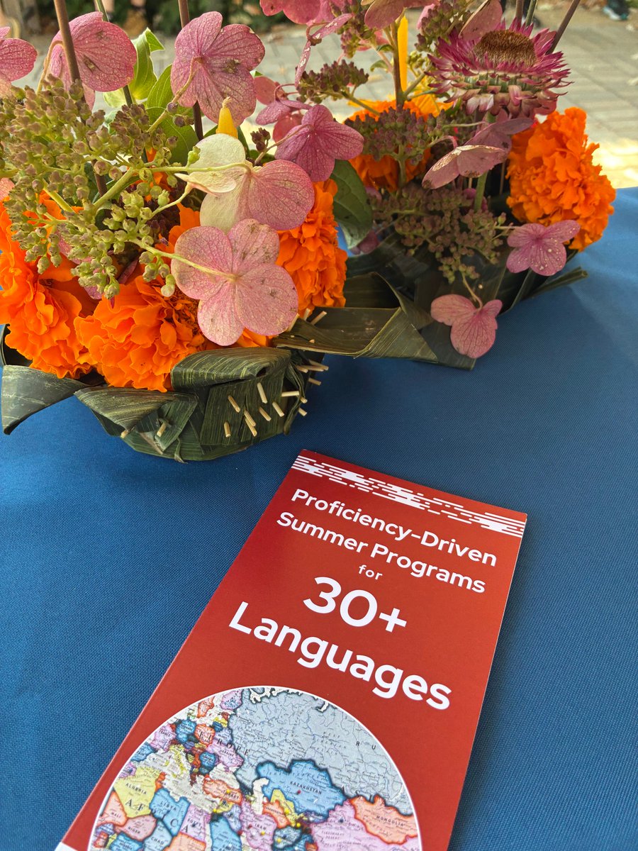 wisli_uw's tweet image. 🌸🇹🇭 WISLI was honored to join the #SalaThaiFestival at Olbrich Botanical Gardens.
@UWInternational Dean Vavrus highlighted the Thai Pavilion as a symbol of the strong bonds between Wisconsin & Thailand!
#LearnThai #WisconsinIdea