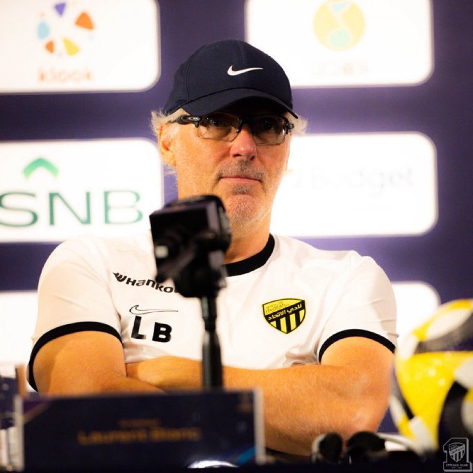 الحمدلله خسارة ممكن يستفيد منها الاتحاد بشوت هذا الثور ومن يطالب بي إبقائه