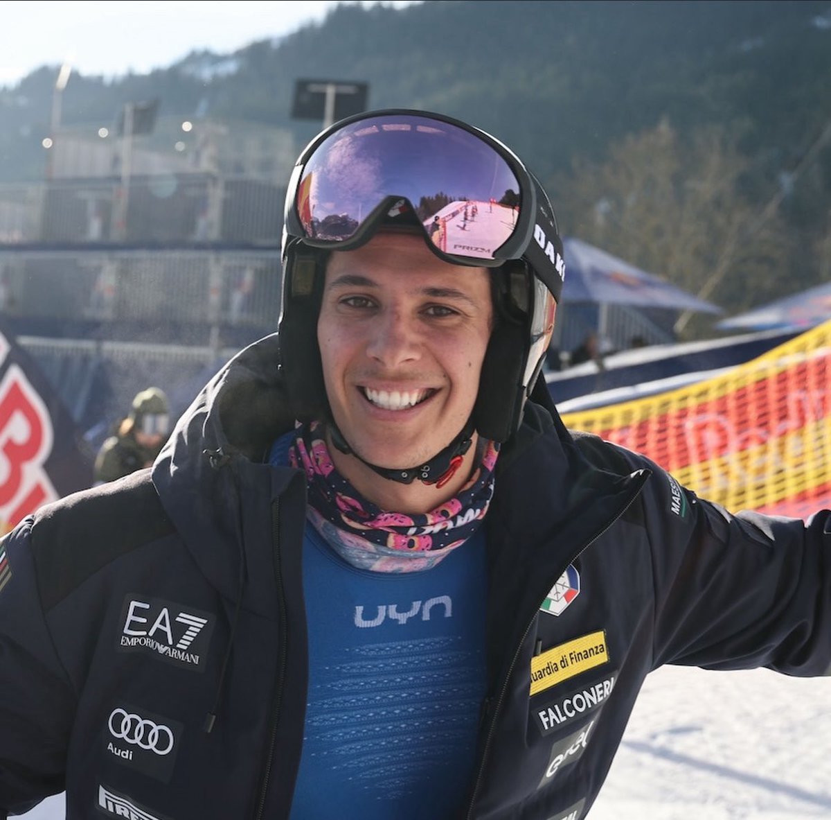 Trovo inaccettabile che ciò che ami ti possa costare la vita, che le piste dove passi una vita ti possano portare via. Ti ricorderemo sempre con questo sorriso matte, buon viaggio💔🕊️
#matteofranzoso