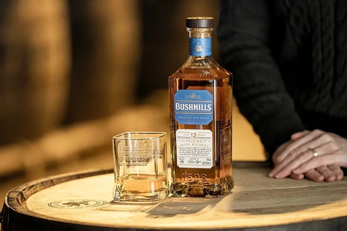 New Post | we sample and review the new <a href="/BushmillsIRL/">Bushmills Ireland</a> 12 Years Old, which permanently joins the core domestic range and features a luxurious six-month finishing period in ex-Marsala fortified wine casks from Sicily. Read our thoughts and tasting notes >> whiskyforeveryone.com/review-bushmil…