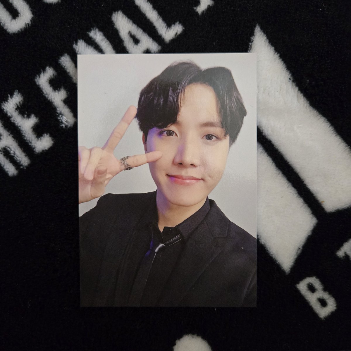 ___haun2's tweet photo. 防弾少年団 BTS 
グッズ トレカ ミニフォト  買取 

譲：  JｰHOPE ホソク  アミペディア　ARMYPEDIA　トレカ　ミニフォト

求 ：  買取  メルカリ

お気軽にリプ、DMください🙇🏻‍♀️

#BTSグッズ買取 #BTS買取 #BTS交換 #btsトレカ #btsトレカ買取 
#btsグッズ買取 #btsトレカ交換 https://t.co/gCX9jQETLv