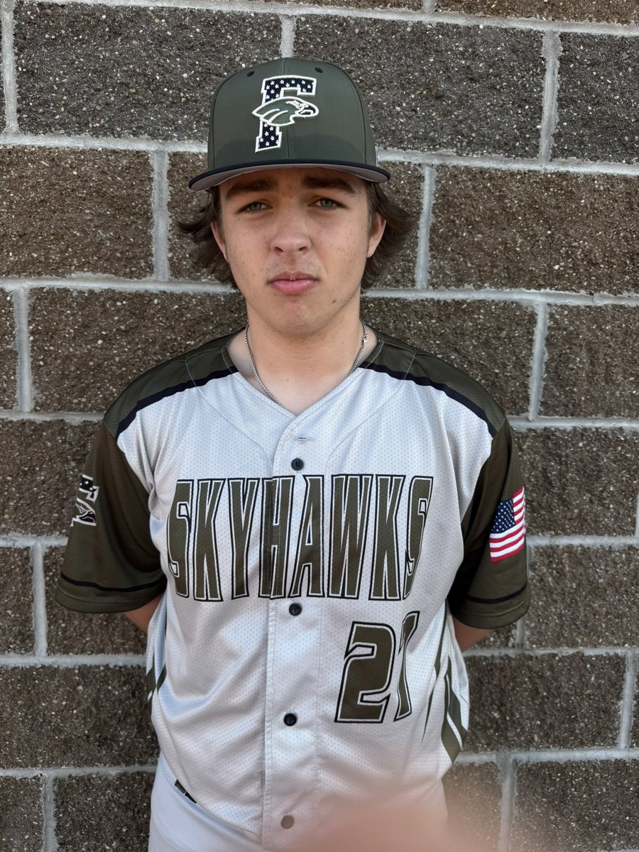 RalphLunsf56390's tweet image. Good luck to our guys golfing in the MVL today!  @OwenLauderman @CarsonMajors27 

Hit them long and straight men!