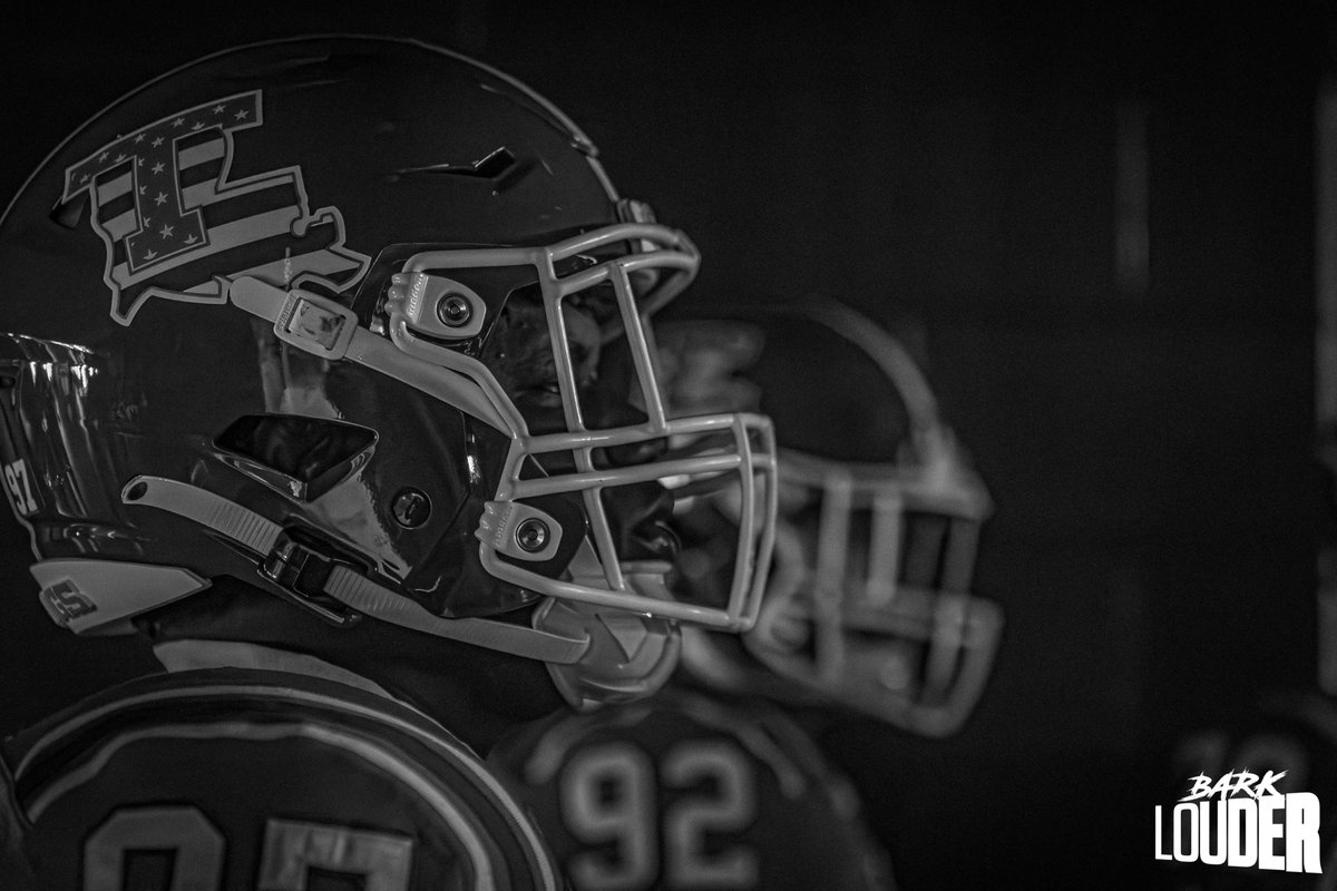 Pregame monochrome

#BarkLouder ✖️ #HBTD