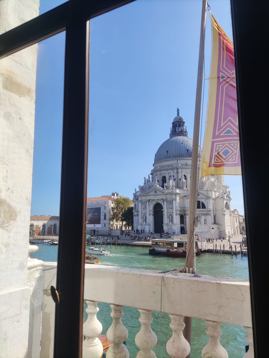 CorecomLombard's tweet image. Oggi a Venezia per il Coordinamento Nazionale dei #Corecom, dove è stato illustrato il nuovo portale sulla #mediaeducation realizzato dal Corecom Veneto. Un’iniziativa che riconferma il ruolo fondamentale dei Corecom per una corretta educazione digitale.