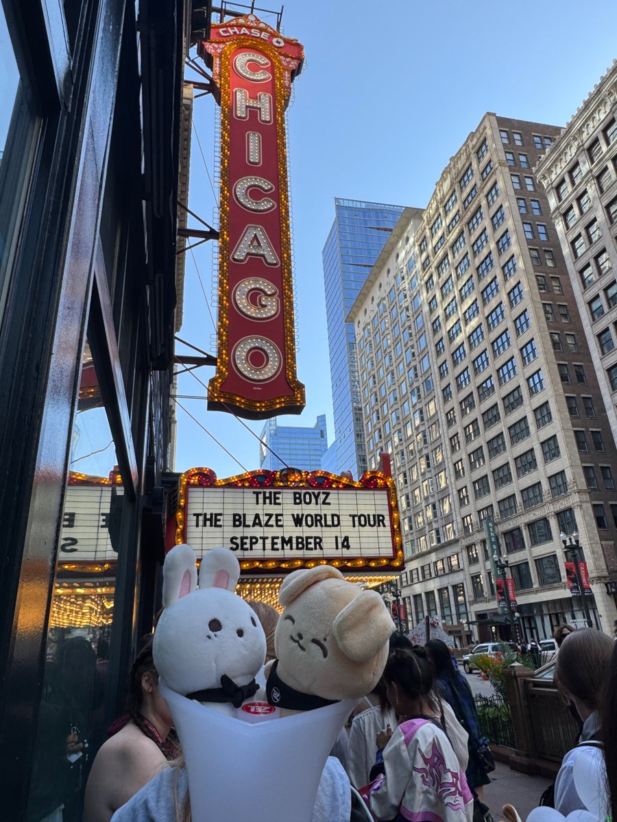 k 🥭💕 tweet media