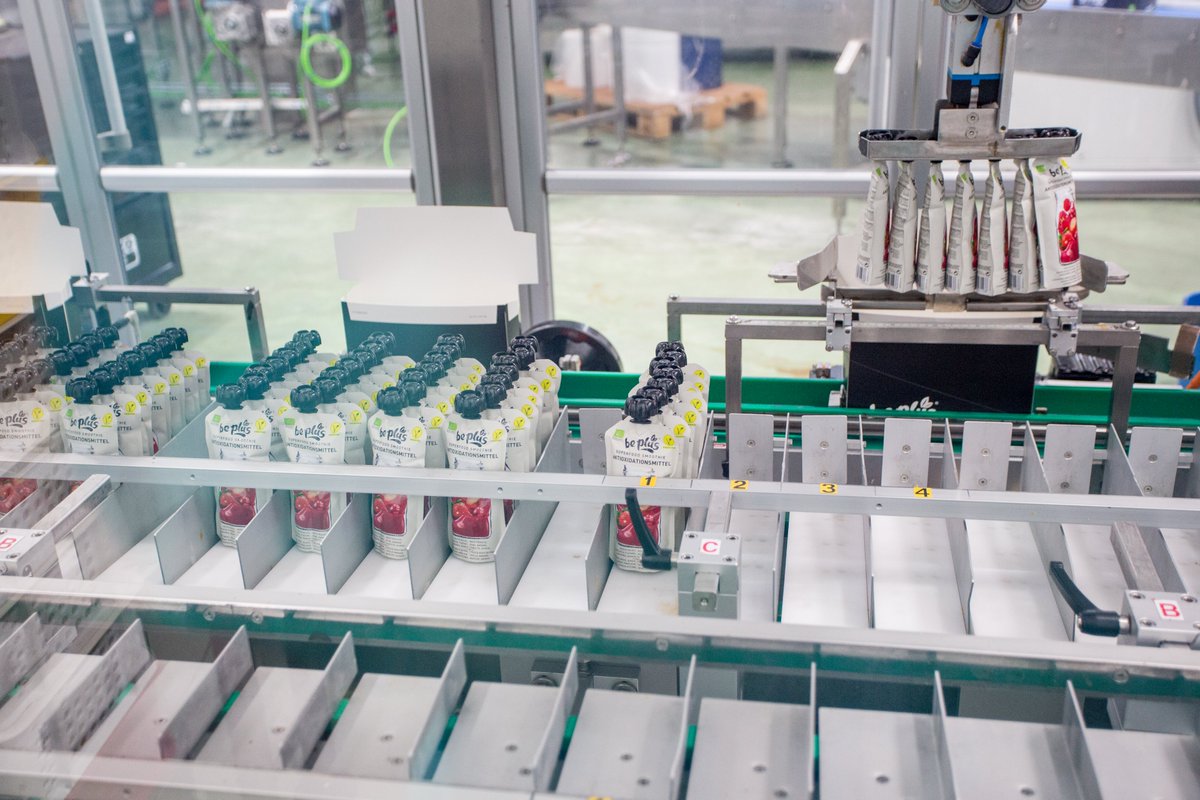 Robert_Tro's tweet image. 👉 El departamento de #Informática fue decisivo para el crecimiento de @vickyfoods. Elegir una buena #tecnología es básico, ya que nos ayuda a ser mucho más productivos; pero disponer de un buen #equipo es todavía más importante. #FelizLunesATodos