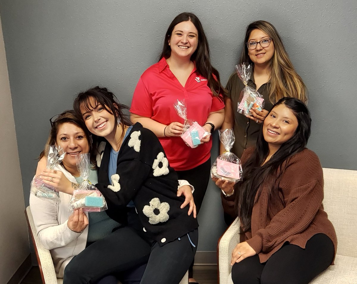 LP_Difference's tweet image. At LP Insurance, Appreciation Week means celebrating our dedicated team with tasty treats, fun games, and thoughtful gifts. Our people are at the heart of everything we do! Learn more: bit.ly/3SHaeGc 

#AppreciationWeek #TeamLP #CultureMatters