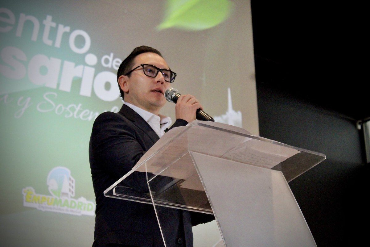 ¡Un éxito total! 👏🏻

Más de 200 empresarios nos acompañaron en el Encuentro de Empresarios, Energía y Sostenibilidad 2025💡🤝

🍃Seguimos construyendo una región más fuerte, sostenible e innovadora.