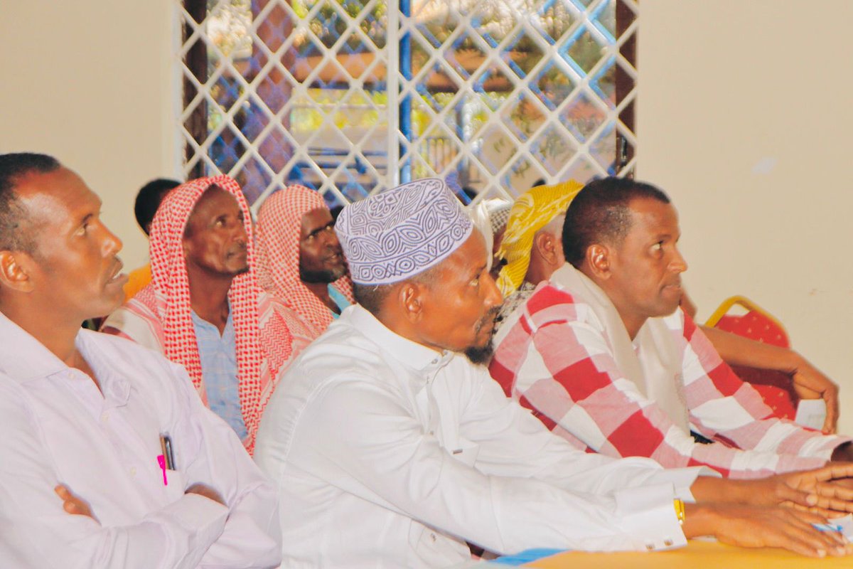 RACIDA_Ngo's tweet photo. 🌱 Strengthening collaboration for resilient communities!

RACIDA, under the #HANAANO Program in partnership with @Concern  and funded by @irish, held 2-day Cross-Community NRM Coordination Training in Mandera North & Lafey.

60+ participants from gov’t, NRM committees & key sectors united to drive peacebuilding & sustainable resource management.

#RACIDA #HANAAANO #CommunityNRM #Peacebuilding