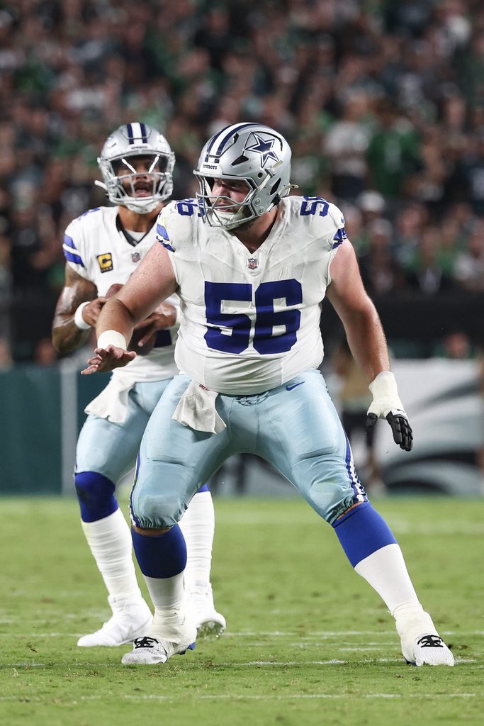 #Cowboys center Cooper Beebe, a key part of their stellar O-line, is expected to miss 6-8 weeks with a high-ankle sprain, sources say. He’s almost certainly headed to Injured Reserve, but should be back in the second half of the season.